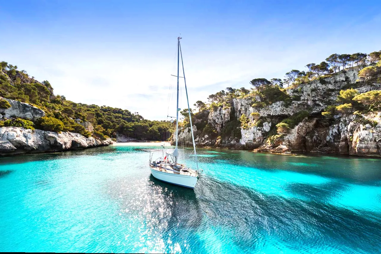 Barco disponible para alquiler en Sant Adrià de Besòs, Cataluña